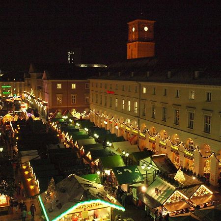 Hotel Am Markt Карлсруэ Экстерьер фото