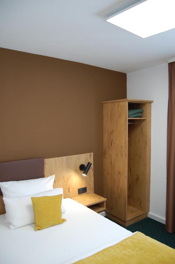 Hotel Am Markt Карлсруэ Экстерьер фото