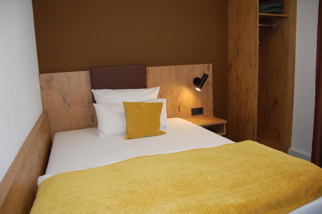 Hotel Am Markt Карлсруэ Экстерьер фото