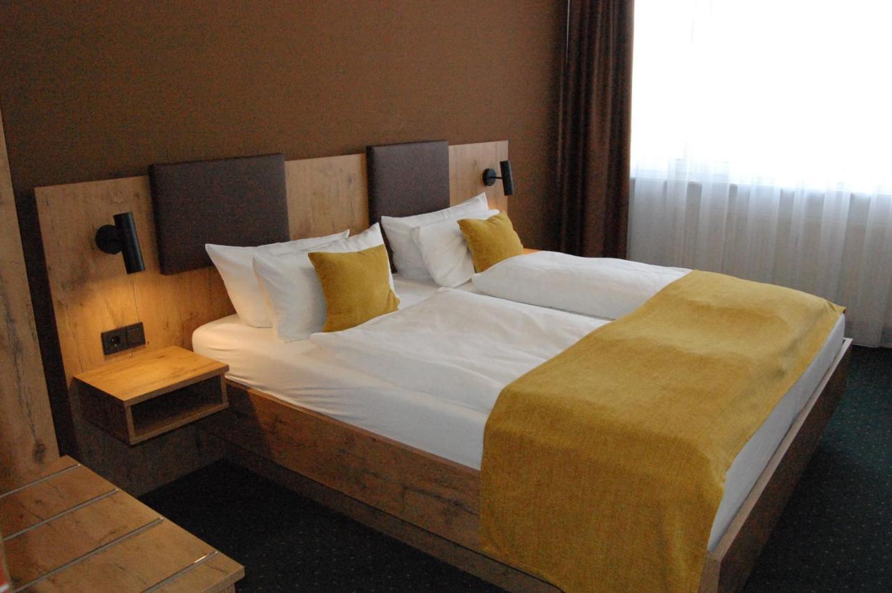 Hotel Am Markt Карлсруэ Экстерьер фото